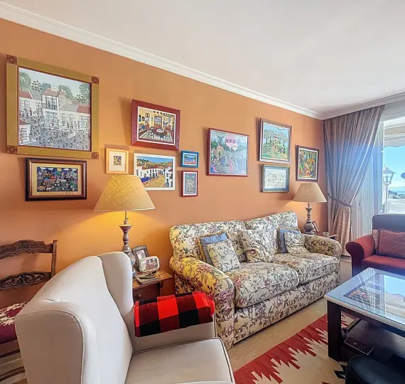 Продажа апартаментов на среднем этаже в La Duquesa