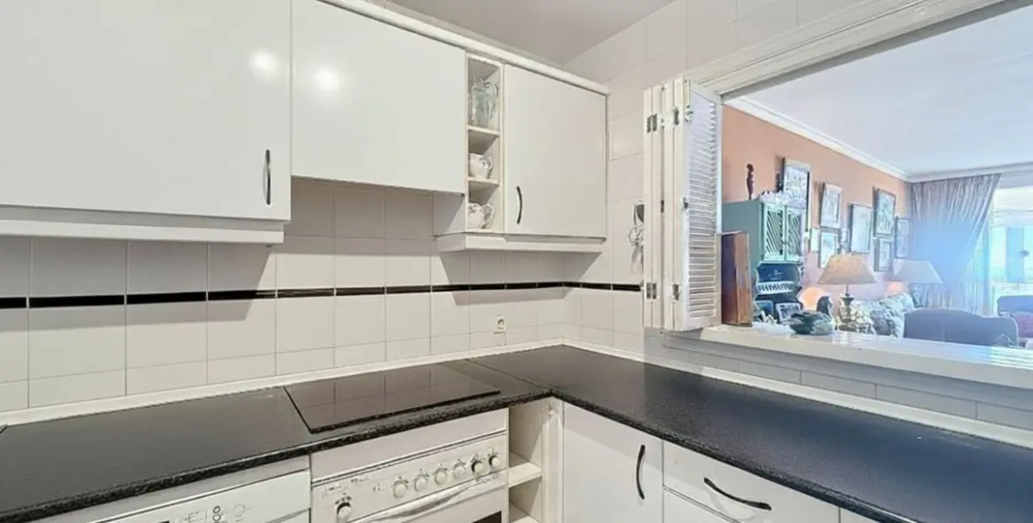 Продажа апартаментов на среднем этаже в La Duquesa 13