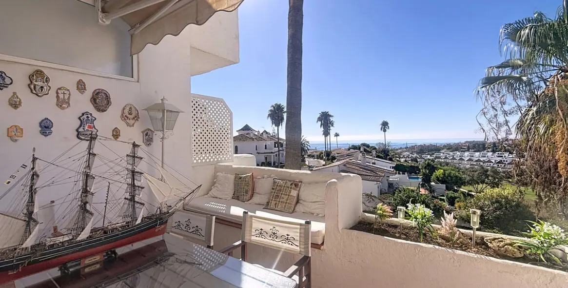 Продажа апартаментов на среднем этаже в La Duquesa 16