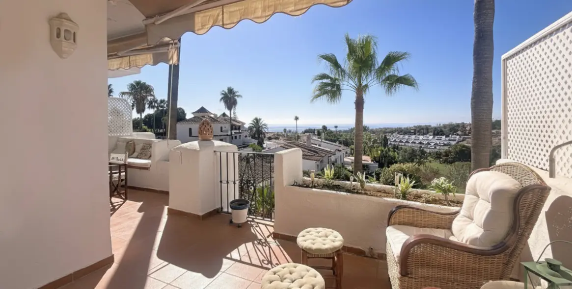 Продажа апартаментов на среднем этаже в La Duquesa 19