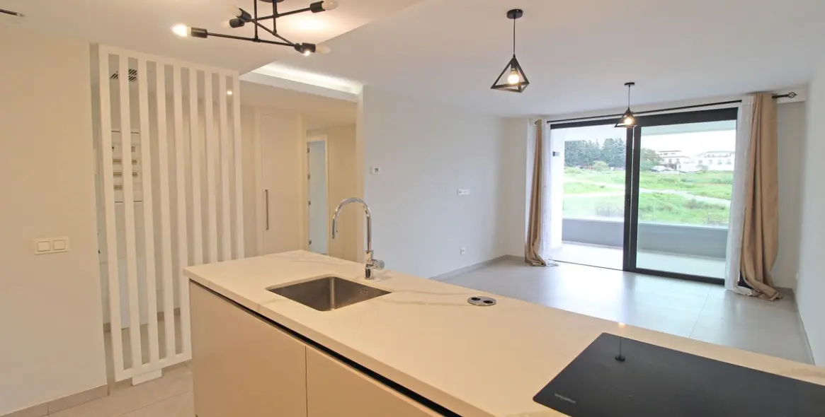 Продажа апартаментов на среднем этаже в San Pedro de Alcántara 9