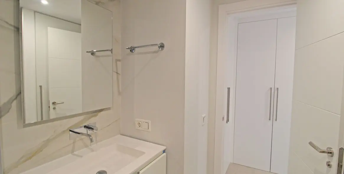 Продажа апартаментов на среднем этаже в San Pedro de Alcántara 18