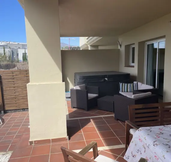 Sale of ground floor apartment in Selwo