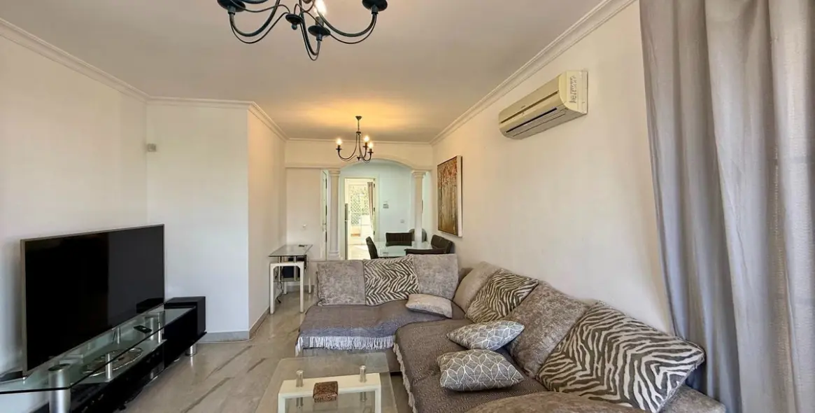 Продажа апартаментов на среднем этаже в Nueva Andalucía 9