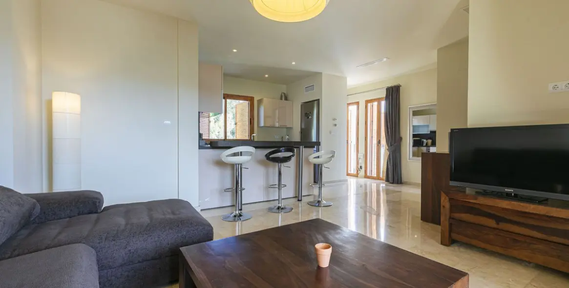 Sale of penthouse in Nueva Andalucía 6