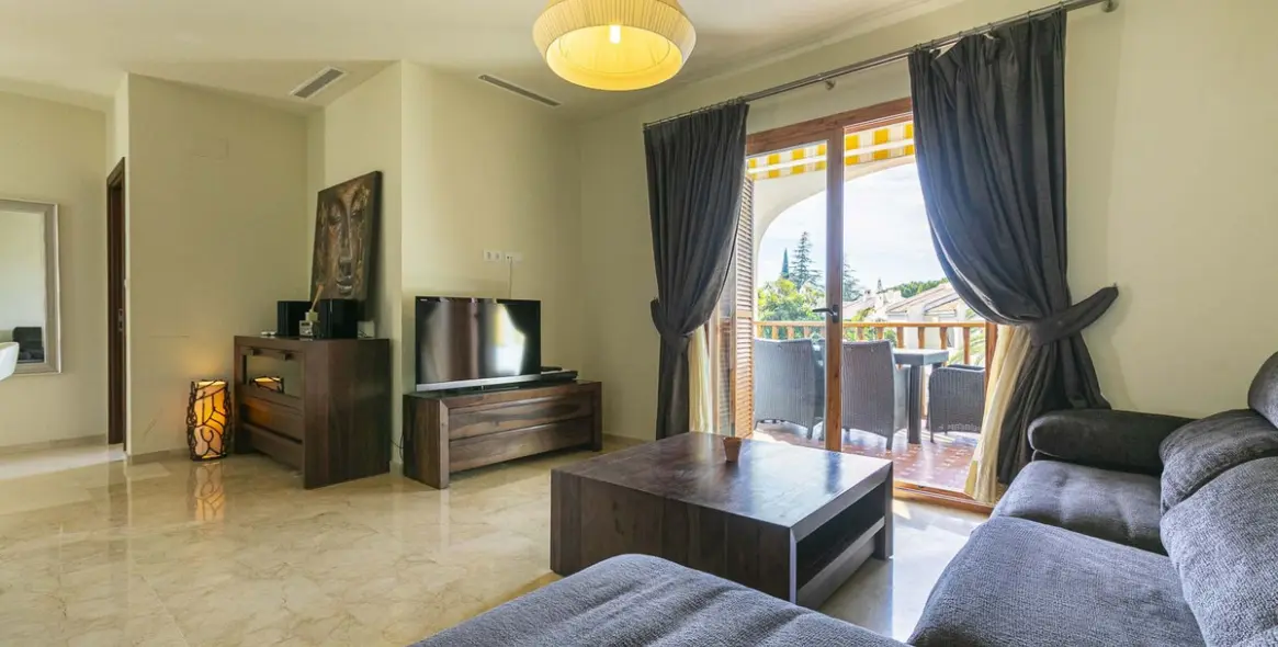 Sale of penthouse in Nueva Andalucía 7