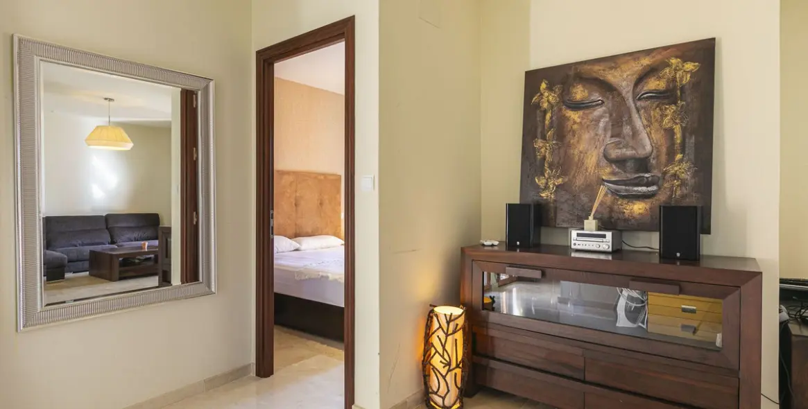 Sale of penthouse in Nueva Andalucía 11