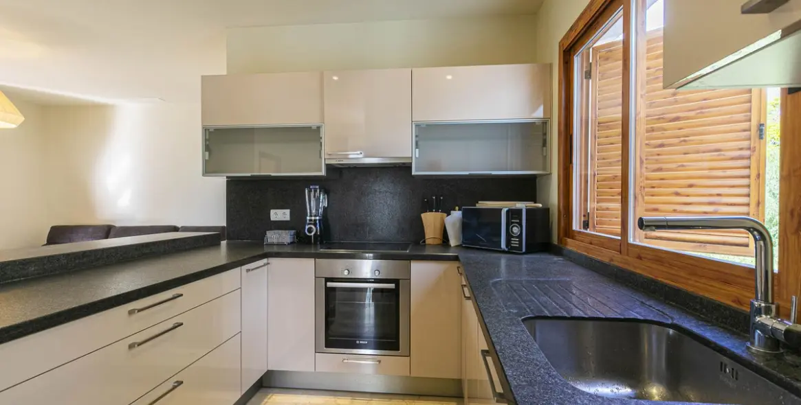 Sale of penthouse in Nueva Andalucía 13