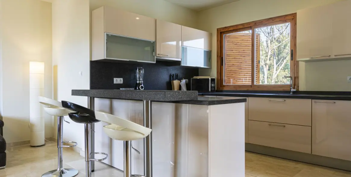 Sale of penthouse in Nueva Andalucía 15