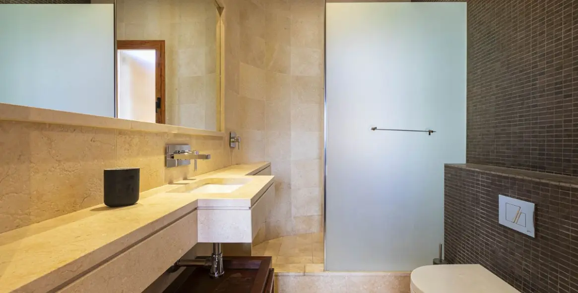 Sale of penthouse in Nueva Andalucía 19