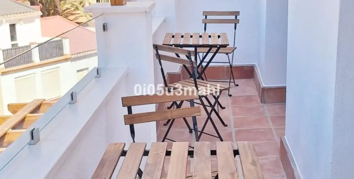 Продажа двухуровневых апартаментов в Málaga 14