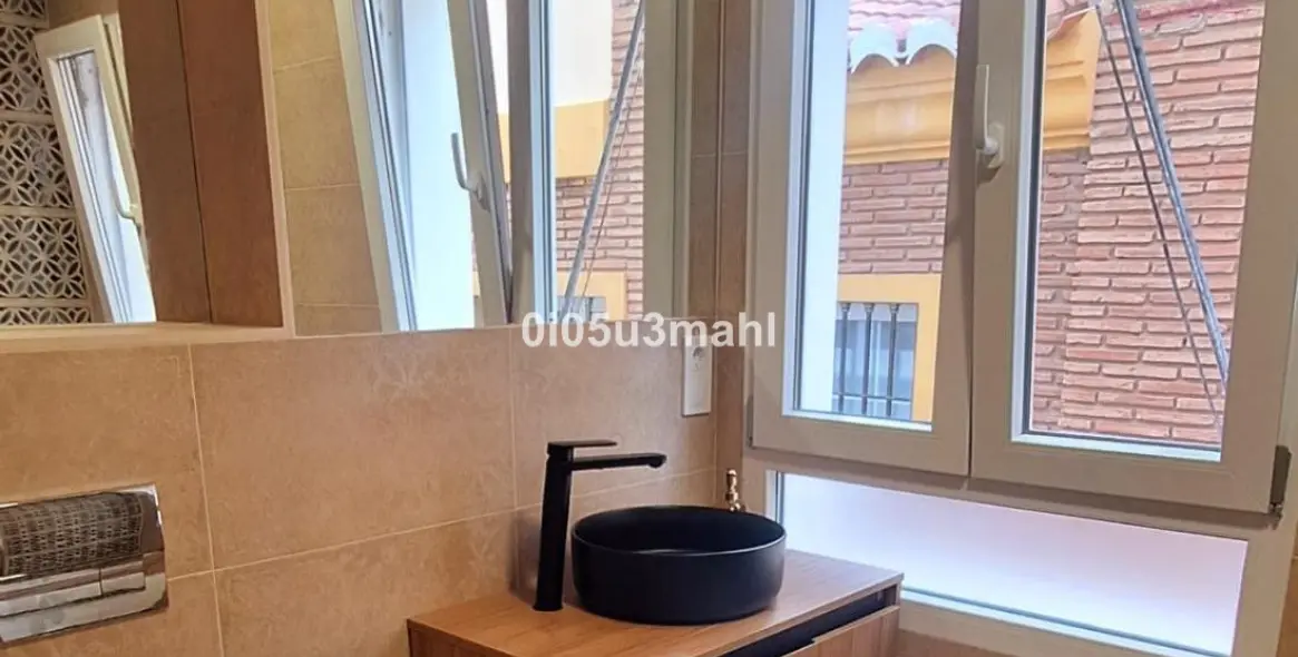 Продажа двухуровневых апартаментов в Málaga 18