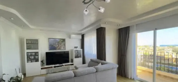 Sale of penthouse in Atalaya 1