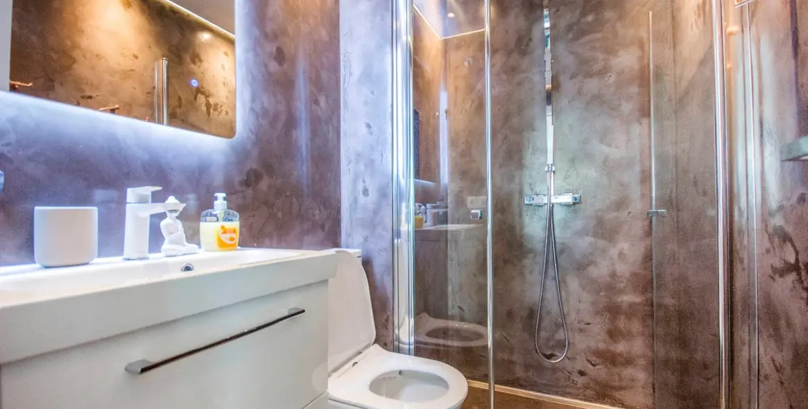 Sale of middle floor apartment in Elviria 9