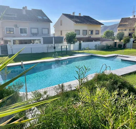 Sale of semi-detached house in Estacion de Cartama