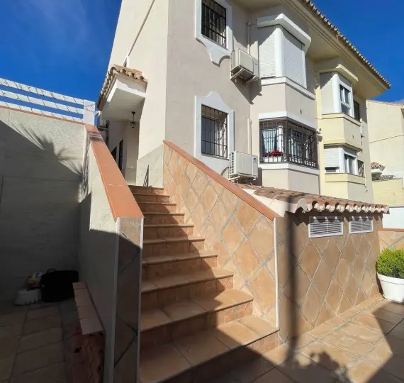 Sale of semi-detached house in Estacion de Cartama