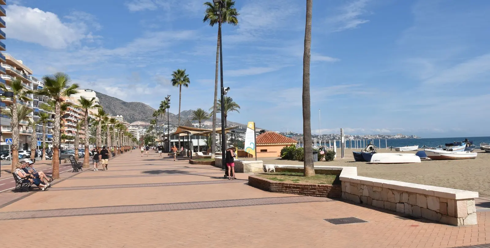 Venta de apartamento en planta media en Fuengirola 25