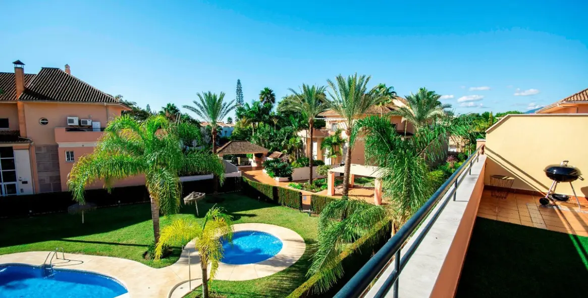 Sale of penthouse in Marbella 2