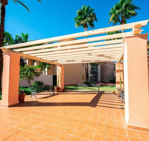 Sale of penthouse in Marbella