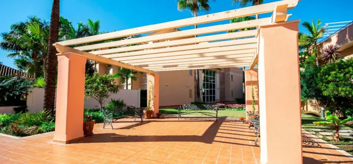 Sale of penthouse in Marbella 2