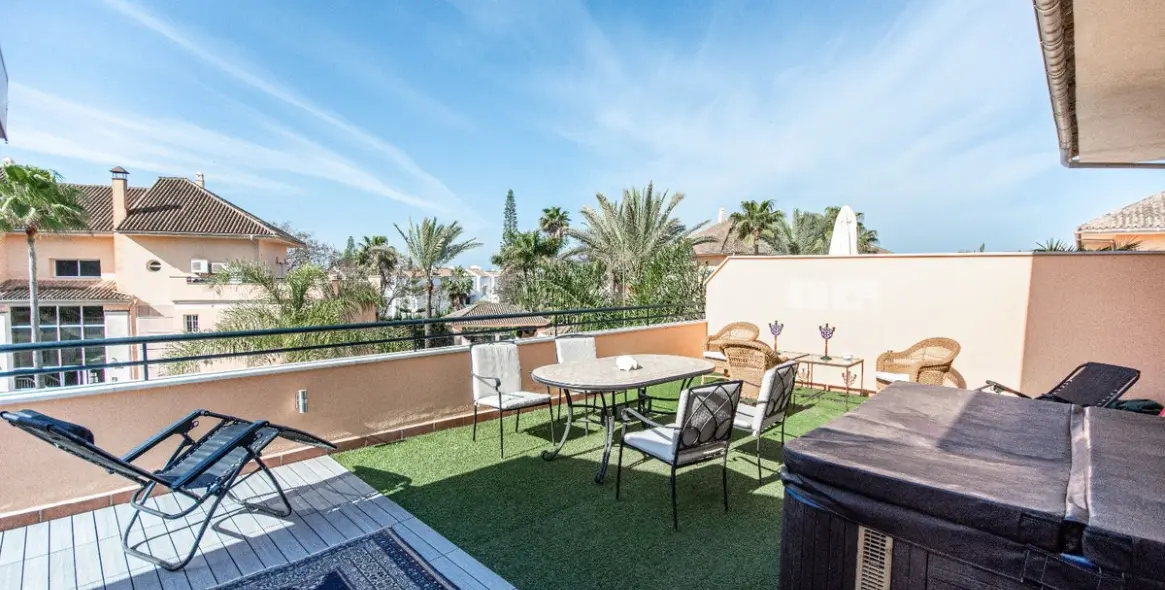 Sale of penthouse in Marbella 5