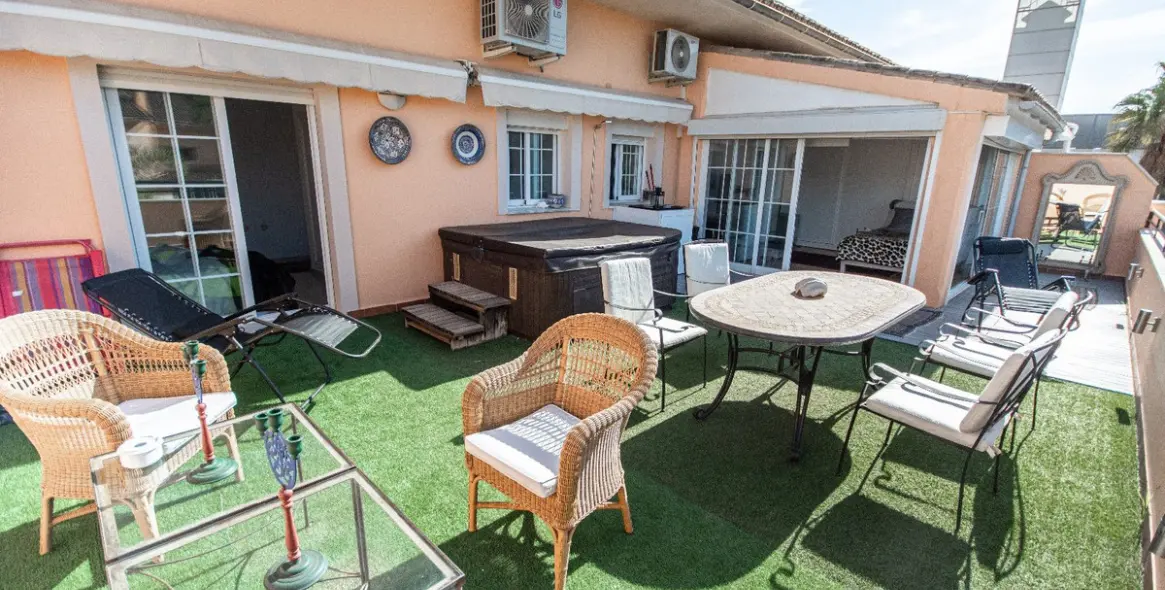 Sale of penthouse in Marbella 8