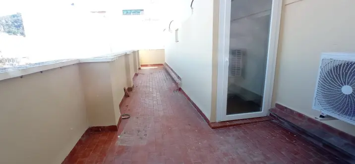 Sale of middle floor apartment in Málaga Centro 1
