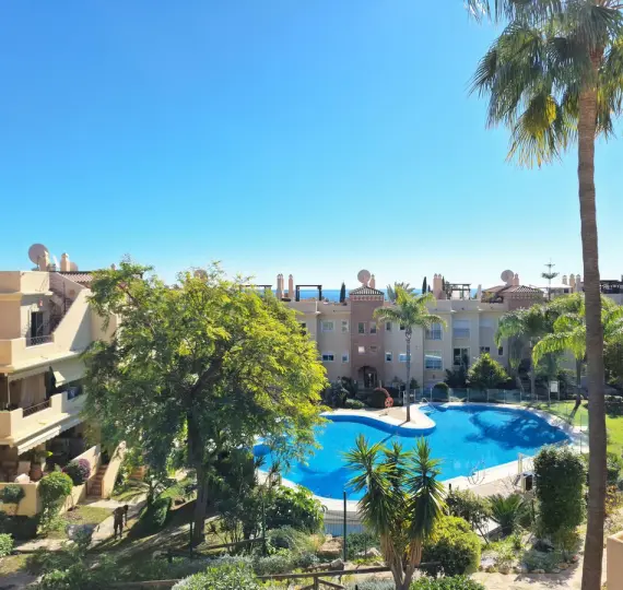 Sale of middle floor apartment in Bel Air