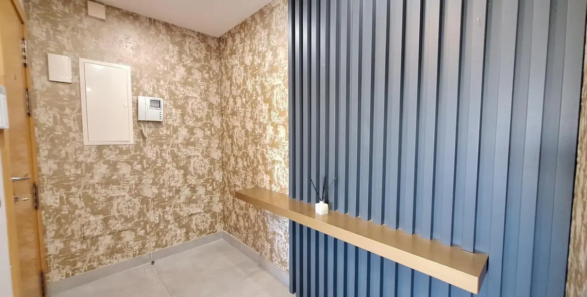 Продажа апартаментов на среднем этаже в Bel Air 8