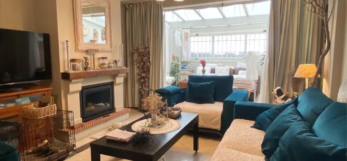 Sale of middle floor apartment in Río Real 0