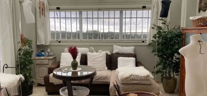 Sale of middle floor apartment in Río Real 3