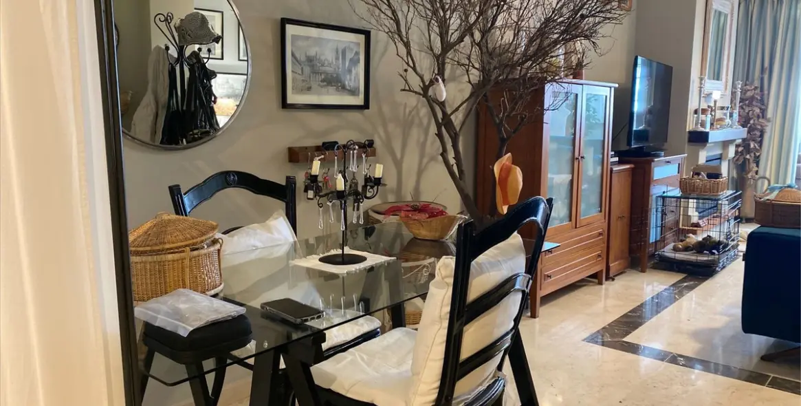 Venta de apartamento en planta media en Río Real 6