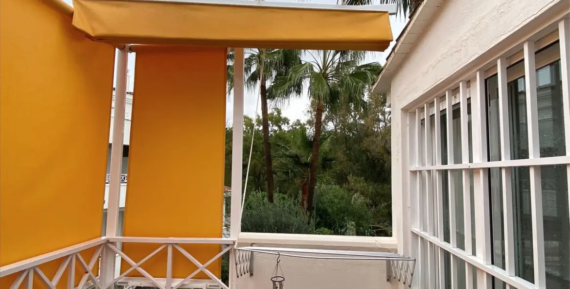 Venta de apartamento en planta media en Río Real 14