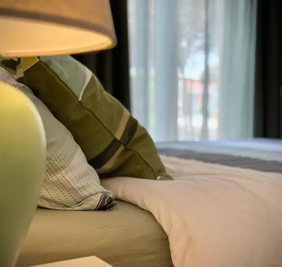 Продажа апартаментов на среднем этаже в Calahonda