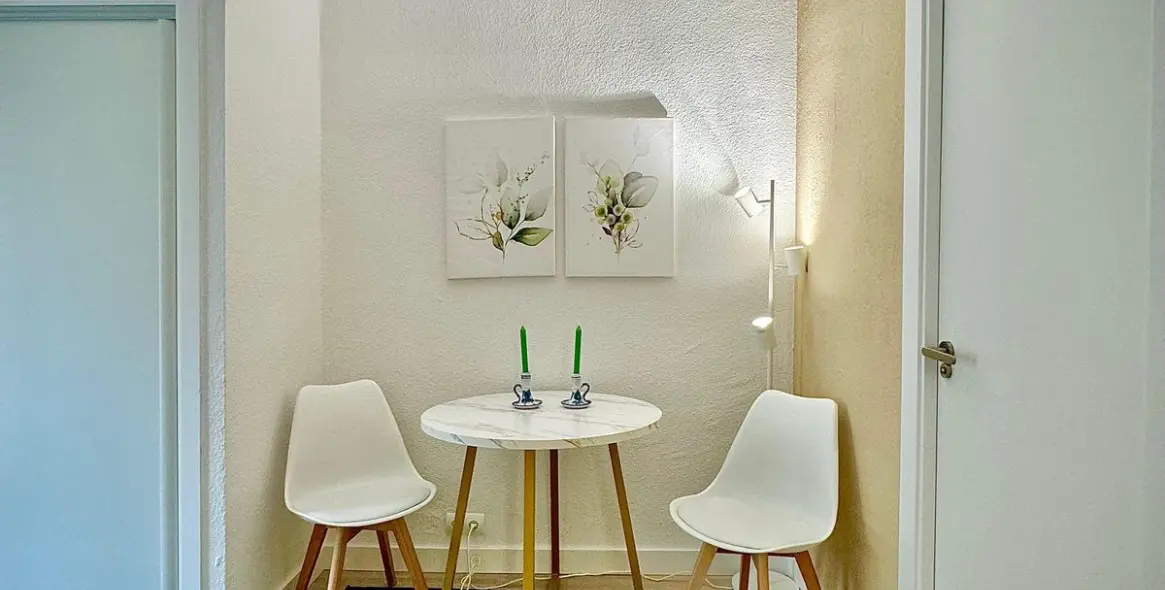 Venta de apartamento en planta media en Calahonda 42