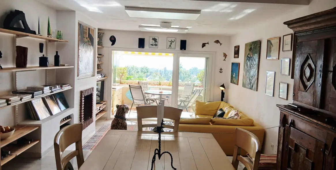 Продажа апартаментов на среднем этаже в Reserva de Marbella 13