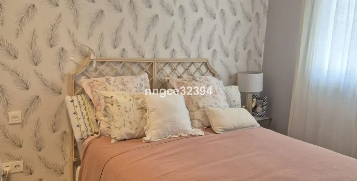 Sale of middle floor apartment in Nueva Andalucía 16