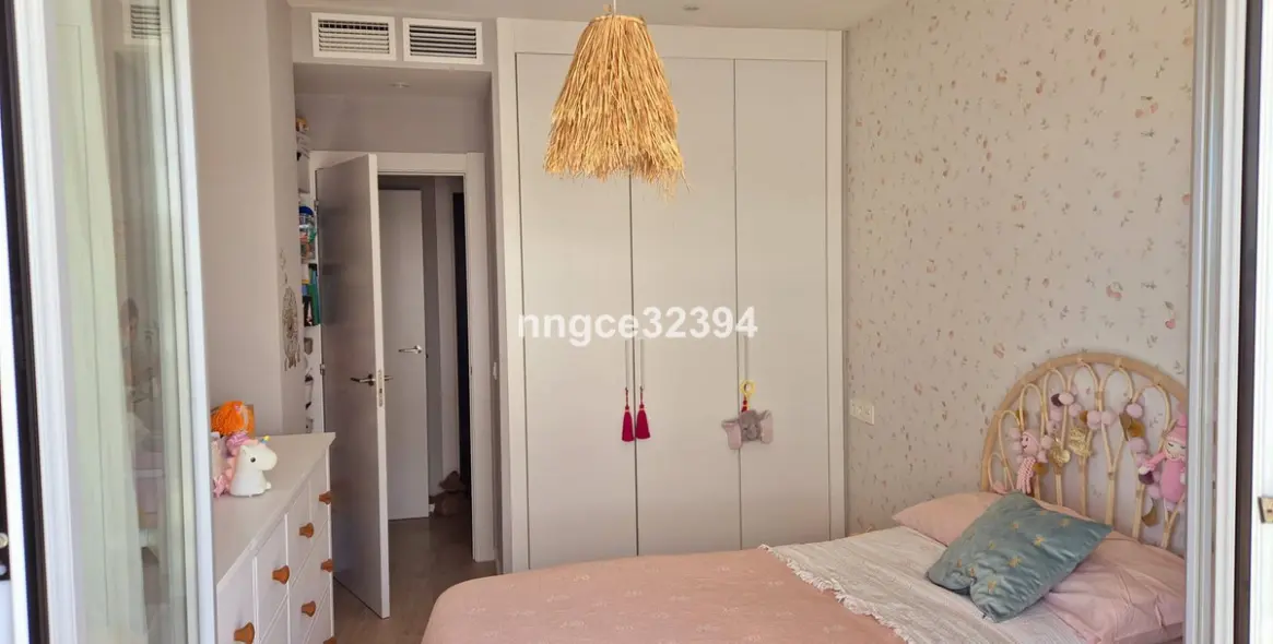 Sale of middle floor apartment in Nueva Andalucía 19