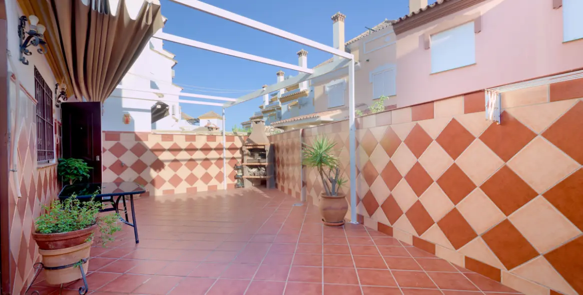 Sale of townhouse in Torre del Mar 3