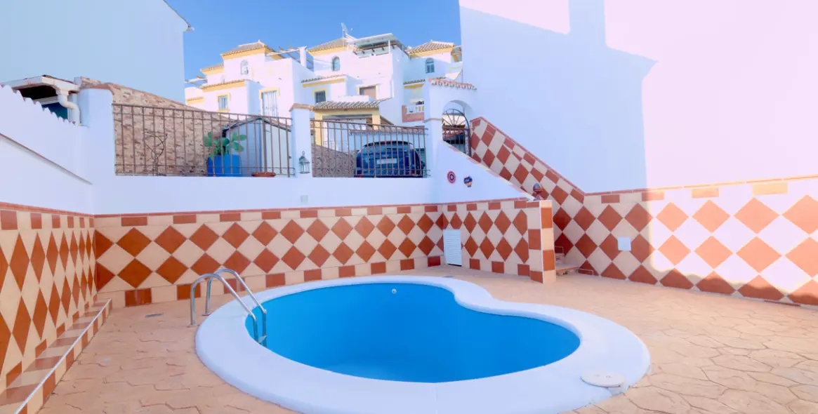 Sale of townhouse in Torre del Mar 5