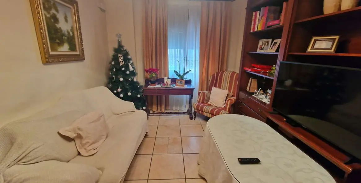 Sale of detached villa in Alhaurín de la Torre 1