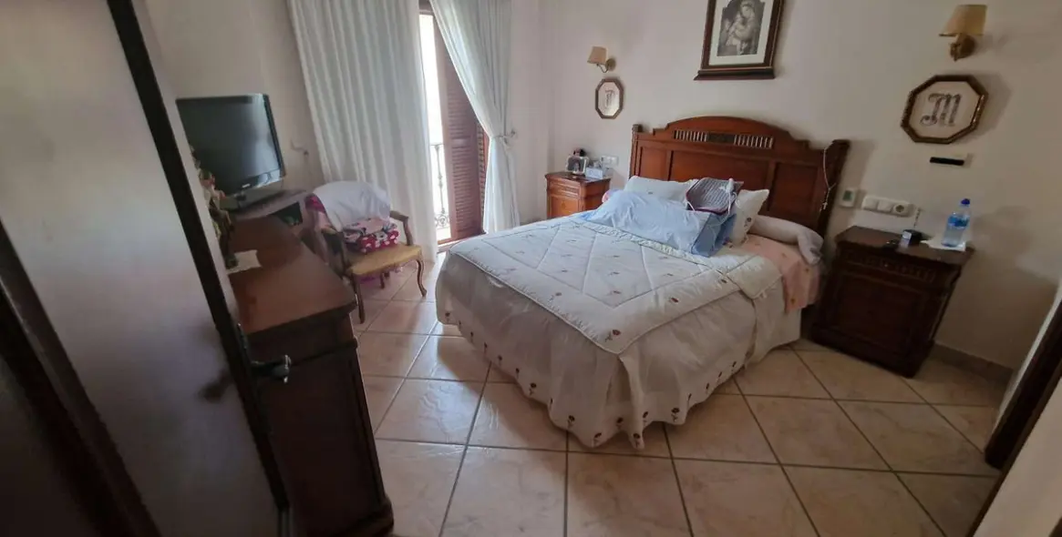 Sale of detached villa in Alhaurín de la Torre 16