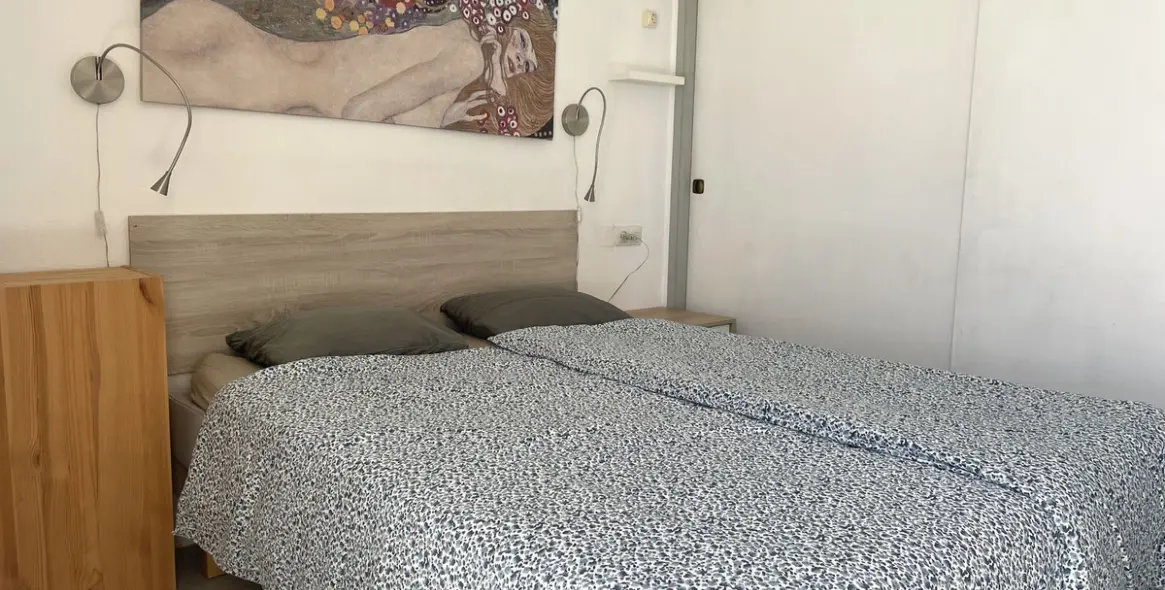 Sale of penthouse duplex in Estepona 12