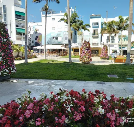 Апартаменты на первом этаже R4893448