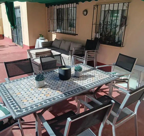 Апартаменты на первом этаже R4893448