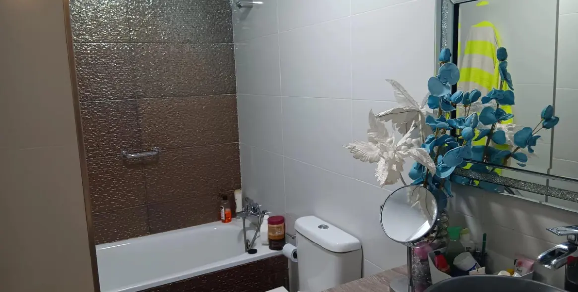 Sale of ground floor apartment in Estepona 18