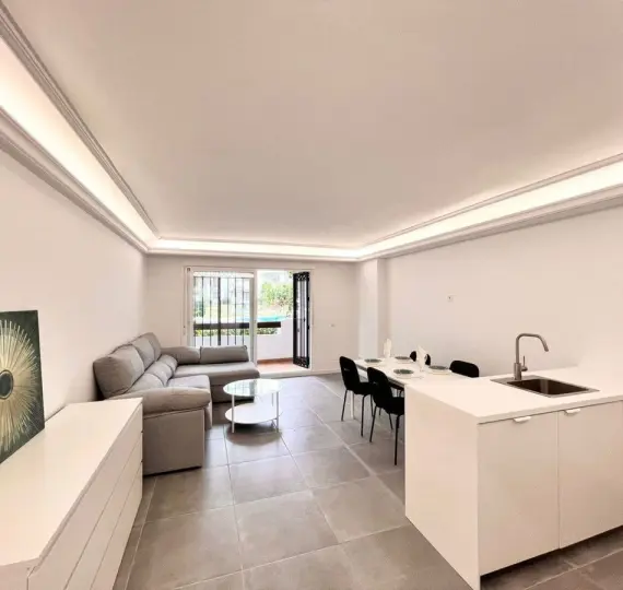 Long-term rent of ground floor apartment in Costalita