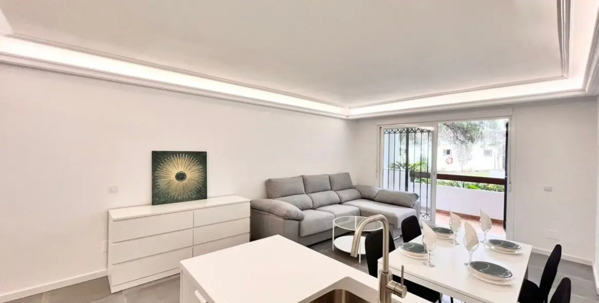 Long-term rent of ground floor apartment in Costalita 5