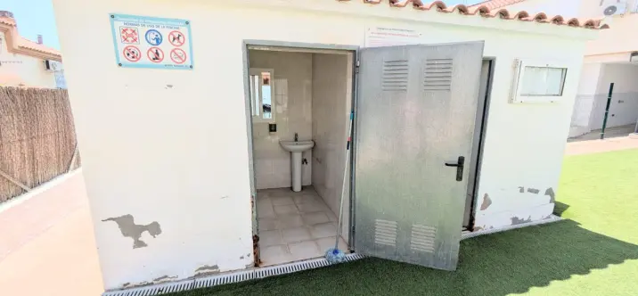 Sale of townhouse in El Pinillo 4