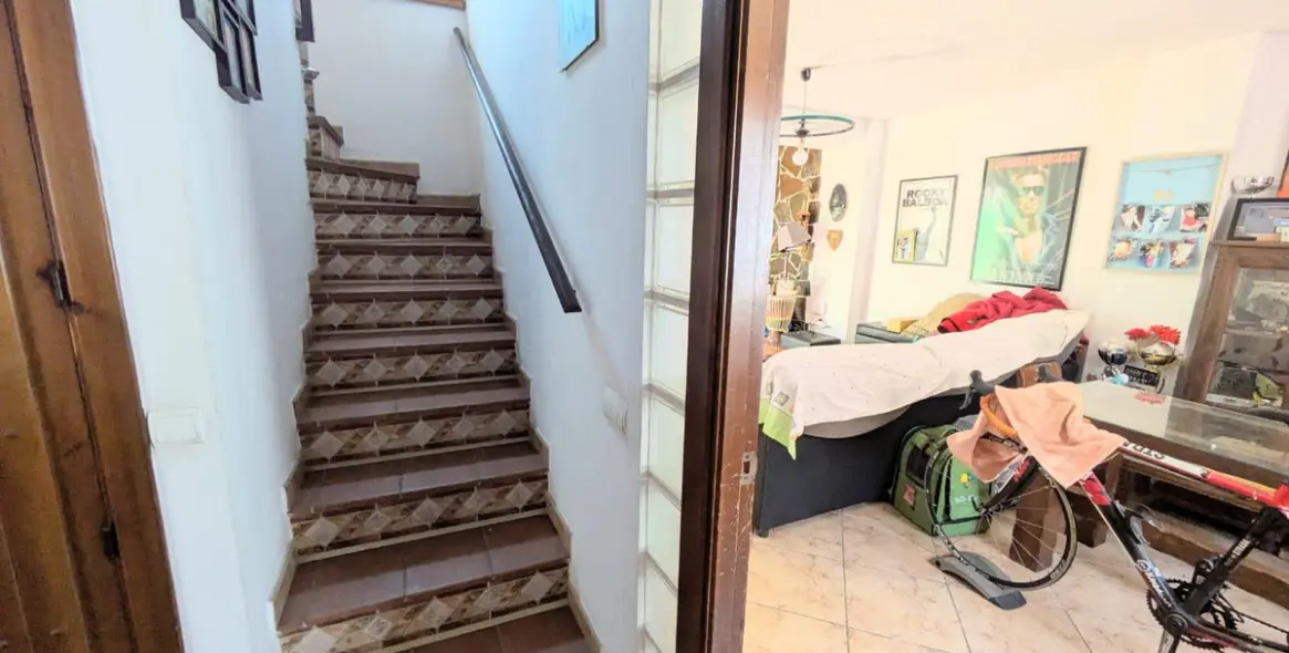 Sale of townhouse in El Pinillo 11